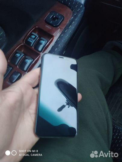 iPhone Xs, 64 ГБ