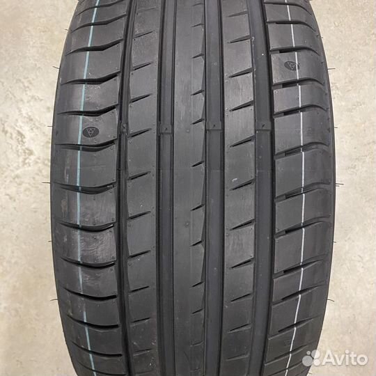 Triangle EffeXSport TH202 225/35 R19 Y