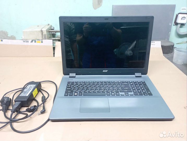 Ноутбук Acer E5-771G-348S