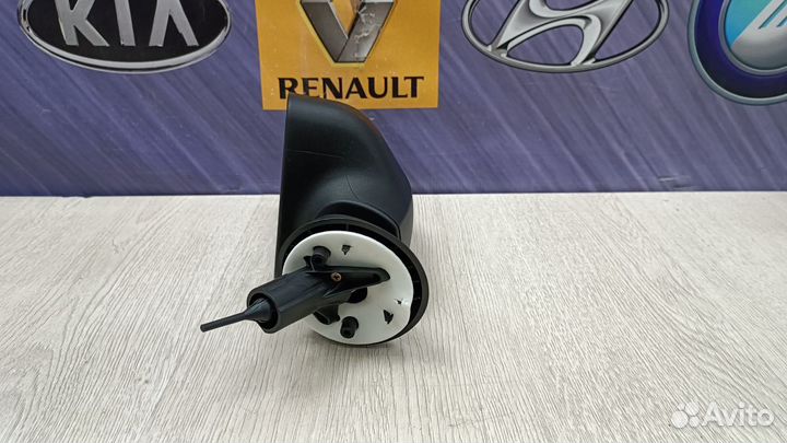 Зеркало renault logan Лев