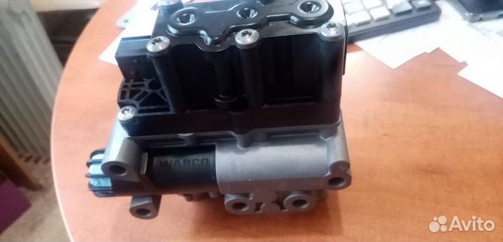 Кран уровня пола Wabco для Мерседес Актрос