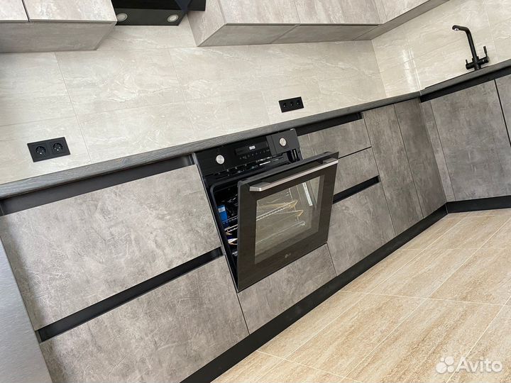 Кухня (цена за всю кухню)km-36803