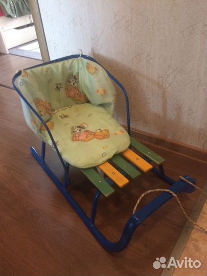 Санки, ледянки, лопаты, снежколеп