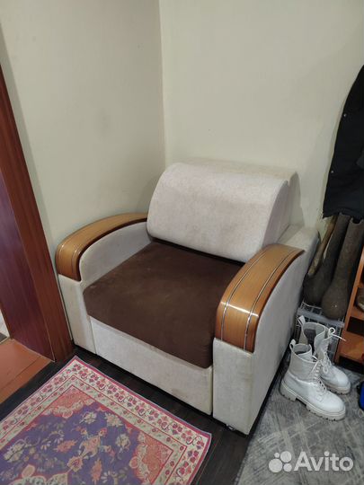 Диван и кресло