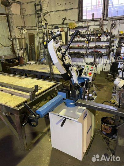 Ленточнопильный станок по металлу