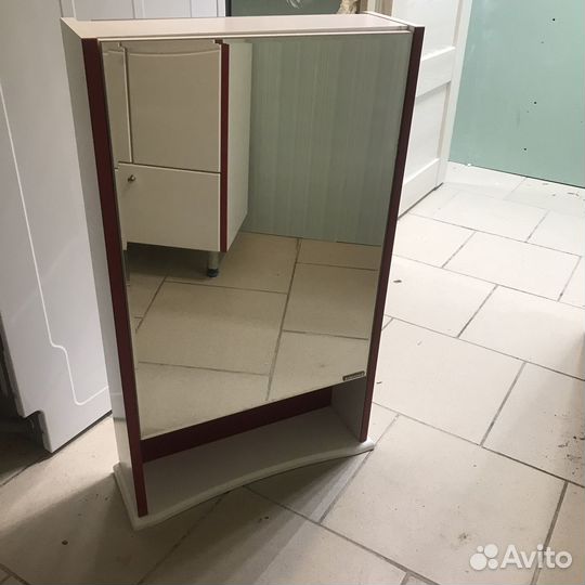 Тумба для ванной с зеркалом