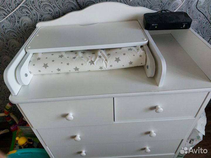 Пеленальный комод с матрасом