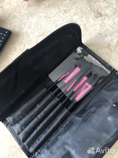 Набор кистей для макияжа новые в чехле