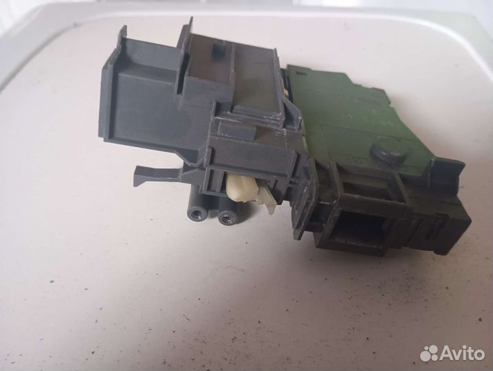 Замок убл для whirlpool