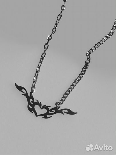 Подвеска готическая