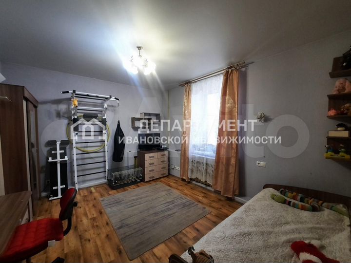 2-к. квартира, 57 м², 1/2 эт.