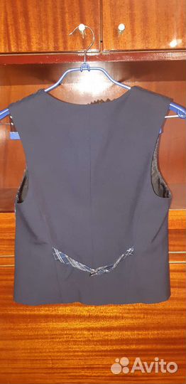 Жилетка для мальчика 2- 3кл