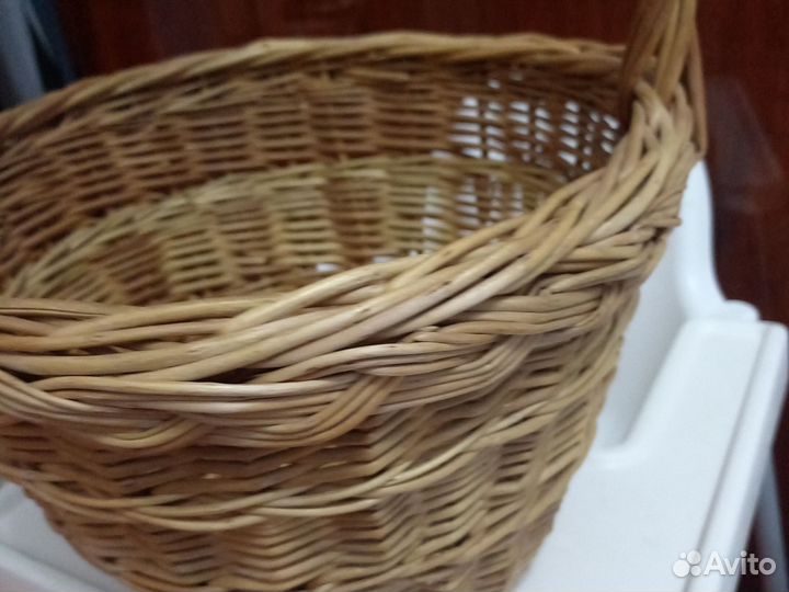 Корзина плетеная большая