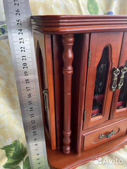 Ювелирная шкателка