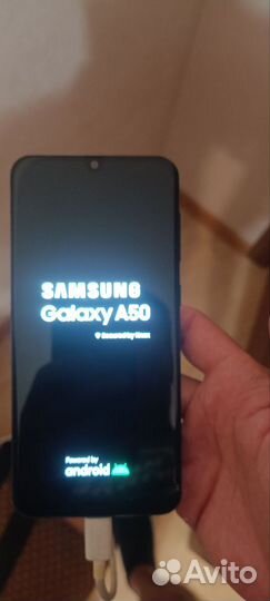 Samsung Galaxy A50, 4/64 ГБ