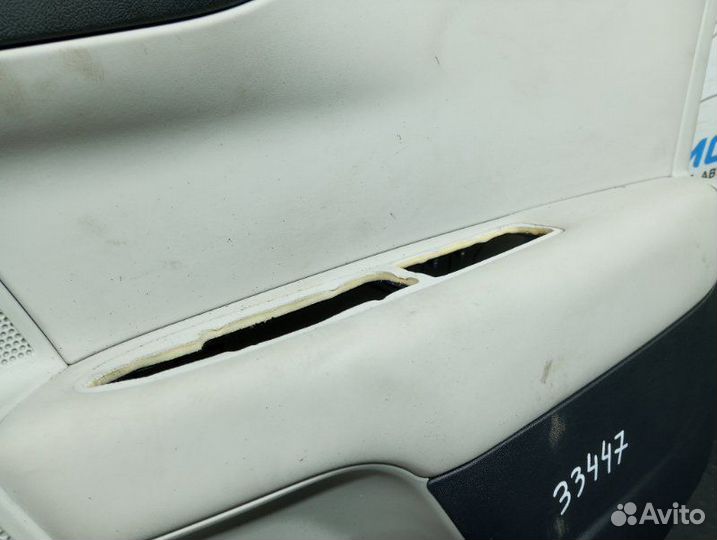 Обшивка двери передней правой Citroen C4 5F02