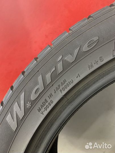 Yokohama W.Drive V902B 245/45 R18 100V