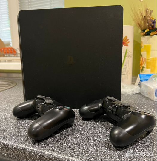 Sony playstation 4 slim, 1tb, два джойстика