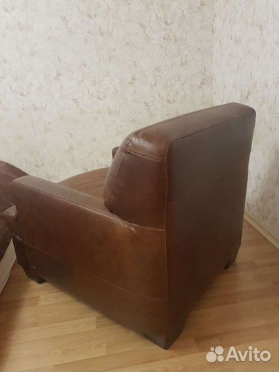 Кожаное кресло бу
