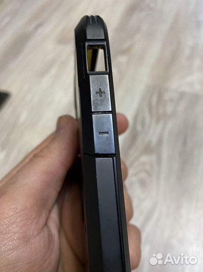 Чехол на iPhone 11 pro spigen tough armor оригинал