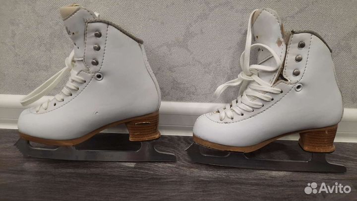 Коньки для фигурного катания