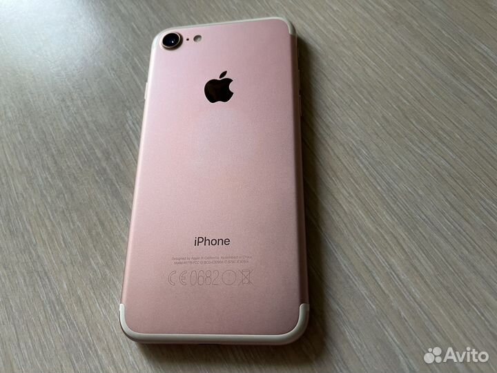 iPhone 7, 32 ГБ