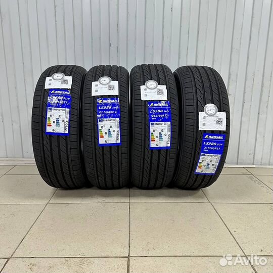 Landsail LS588 UHP 245/40 R20