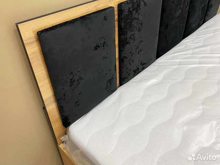Кровать 1,6