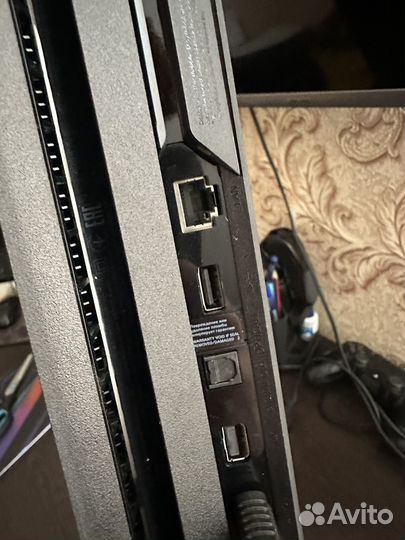 Sony playstation 4 pro 1tb