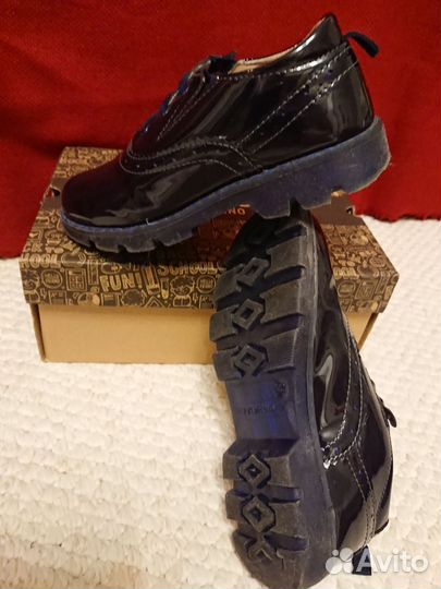 Туфли полуботинки для девочки р-р 32