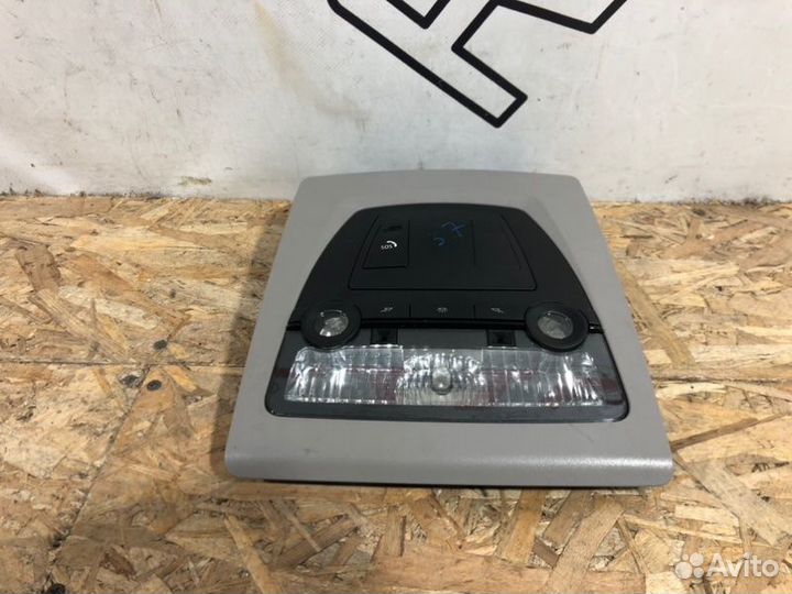 Плафон подсветки салона Bmw 5-Series F10