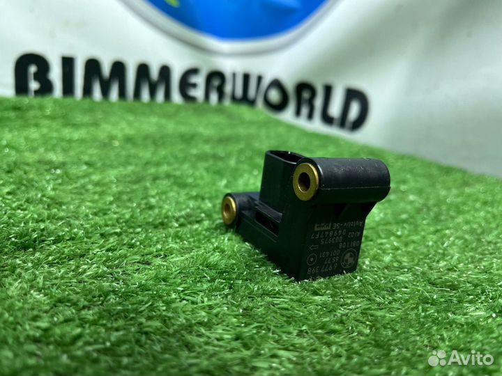 Датчик удара BMW 5 E60/E61 рест. E60 2009 6977398