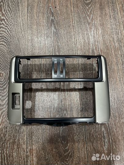 Рамка магнитолы Toyota LC Prado 150