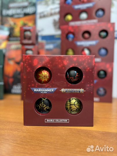 Новогодние шары Warhammer Bauble Collection