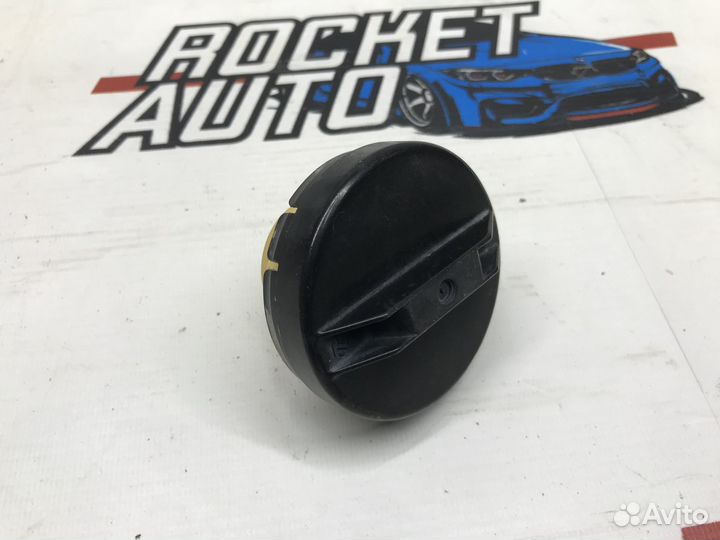 Крышка горловины бензобака Toyota Vitz SCP10