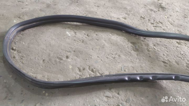 Peugeot boxer уплотнитель проёма двери передние