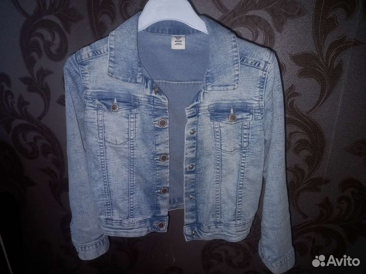 Джинсовая куртка levis