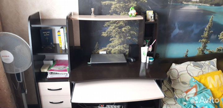 Компьютерный стол