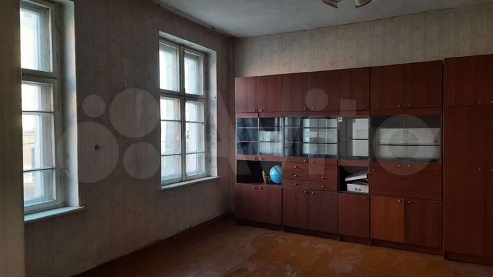 2-к. квартира, 60 м², 2/4 эт.