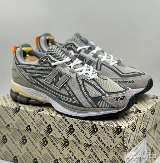 Кроссовки мужские new balance 1906r