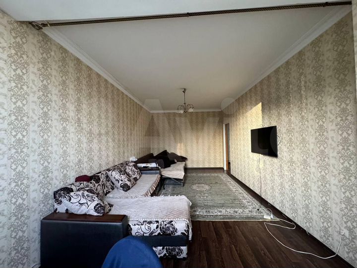 2-к. квартира, 75 м², 4/5 эт.