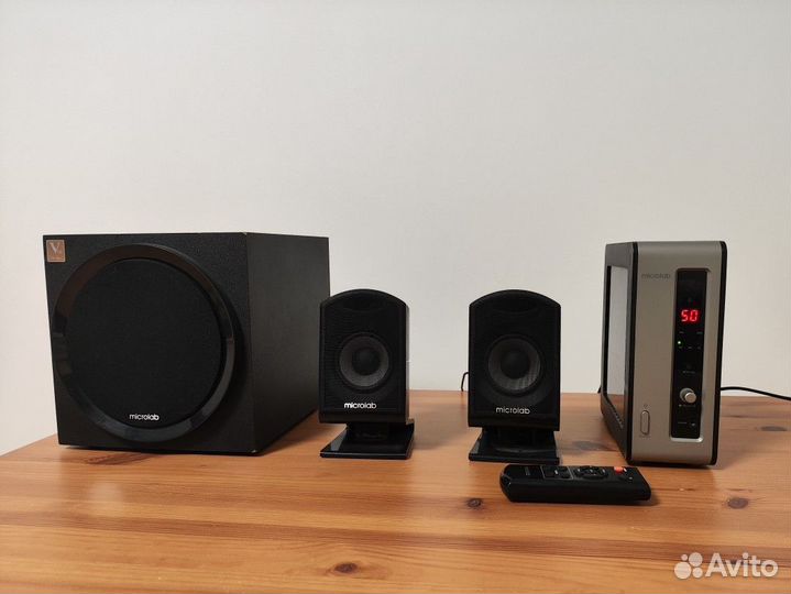 Колонки Microlab FC550 2.1