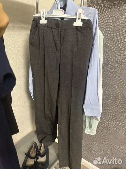 Школьные вещи для девочки 140-146