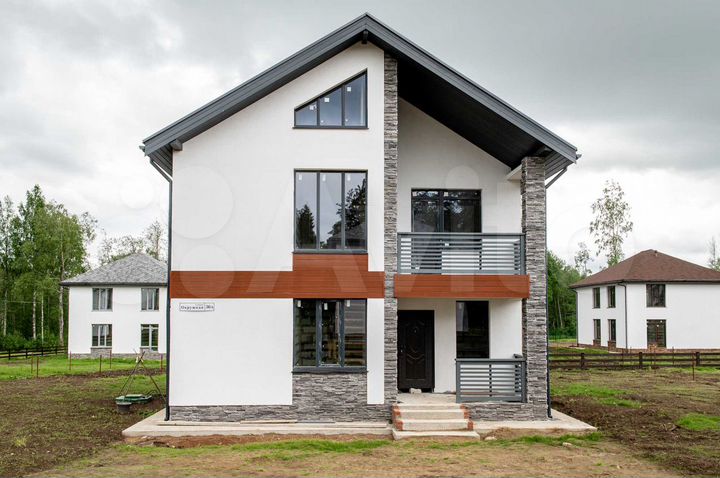 Коттедж 150 м² на участке 10 сот.