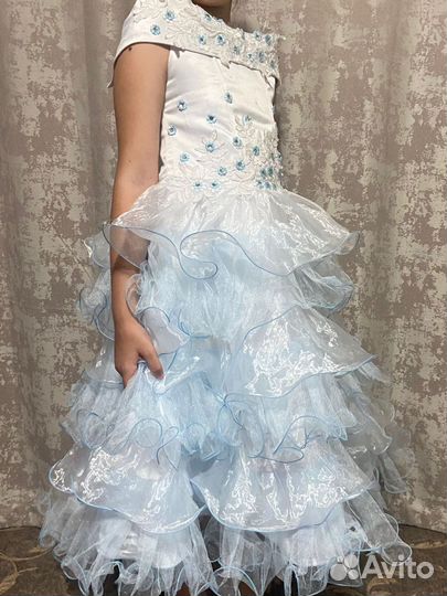 Нарядное платье