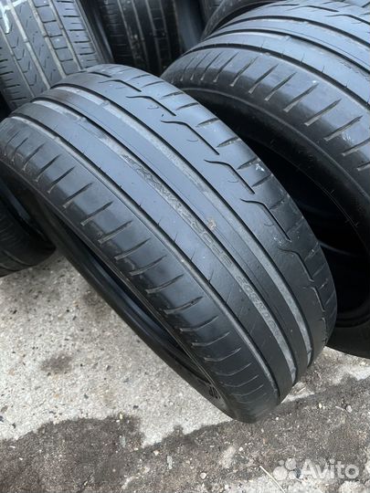 Dunlop SP Sport Maxx RT 235/55 R17 99V