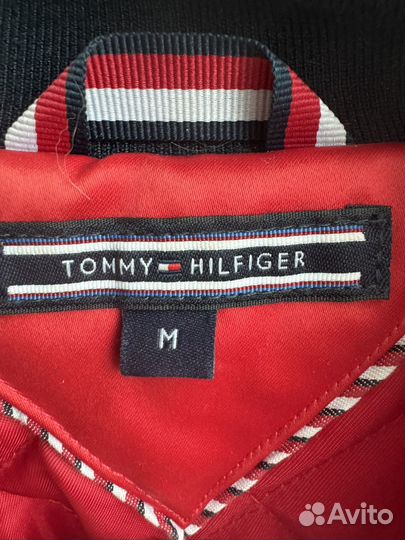 Куртка бомбер женская красная Tommy Hilfiger р.М