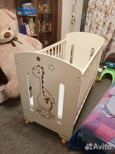 Детская кроватка