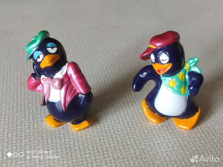 Игрушки из киндер-сюрпризов. Бегемоты. Кошки