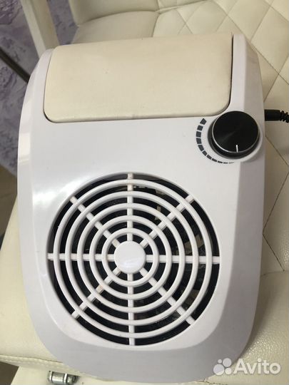 Вытяжка маникюрная, пылесос